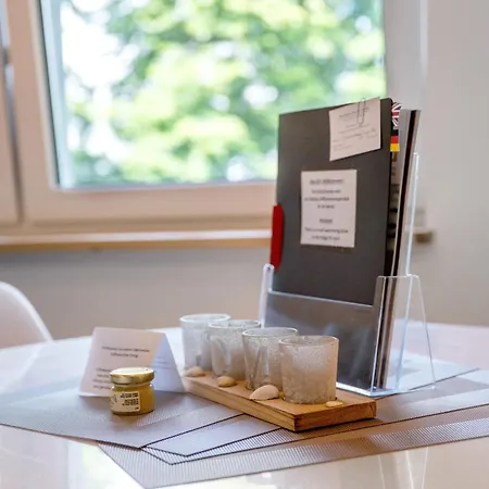 Apartment Junge 2 *